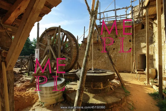 : Lifting gear, Chateau de Guedelon, Treigny, Burgundy, France : Lifting gear, Chateau de Guedelon, Treigny, Burgundy, France