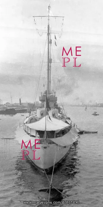 : Light Cruiser at anchor : Light Cruiser at anchor
