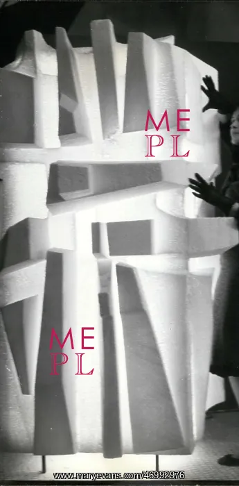 : Lighted sculpture, Marsan Pavilion, Paris : Lighted sculpture, Marsan Pavilion, Paris