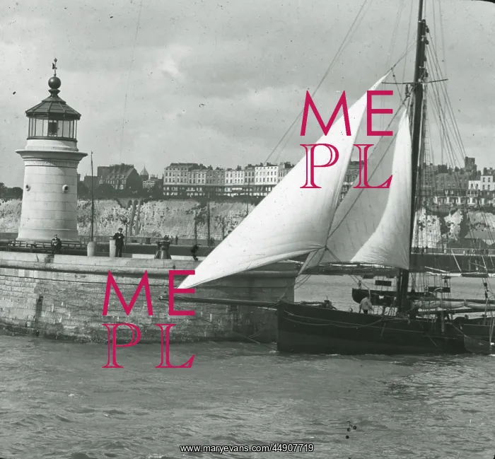 : Lighthouse, Ramsgate : Lighthouse, Ramsgate