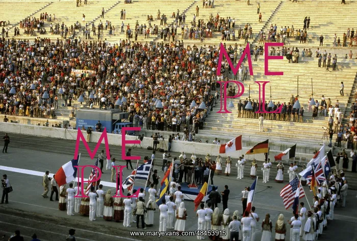 : Lighting ceremony of Olympic flame in Olympia, 1980 : Lighting ceremony of Olympic flame in Olympia, 1980