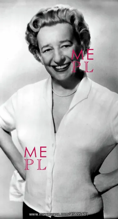 : LILLIAN HELLMAN, portrait. ? : LILLIAN HELLMAN, portrait. ?