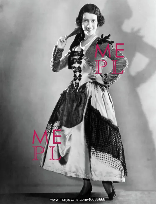 : Lily Pons - actress woman : Lily Pons - actress woman