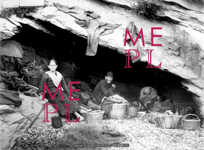  : Limpet gatherers in Cornwall 1895