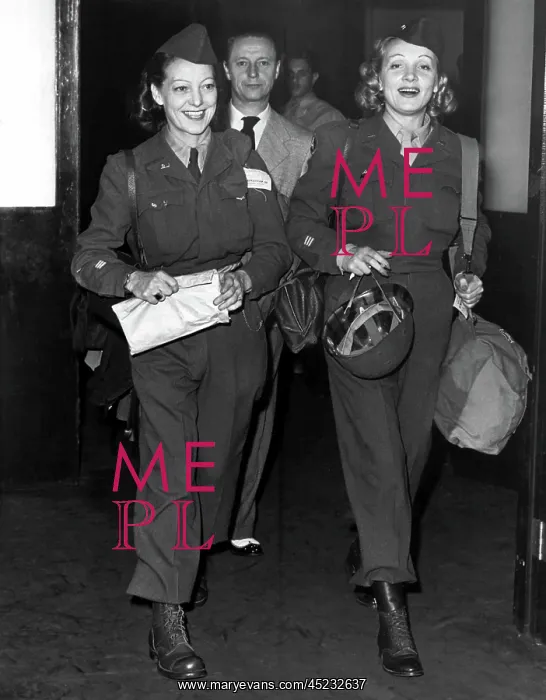 : LIN MAYBERRY, RUDOLPH E. SIEBOLD and MARLENE ? : LIN MAYBERRY, RUDOLPH E. SIEBOLD and MARLENE ?