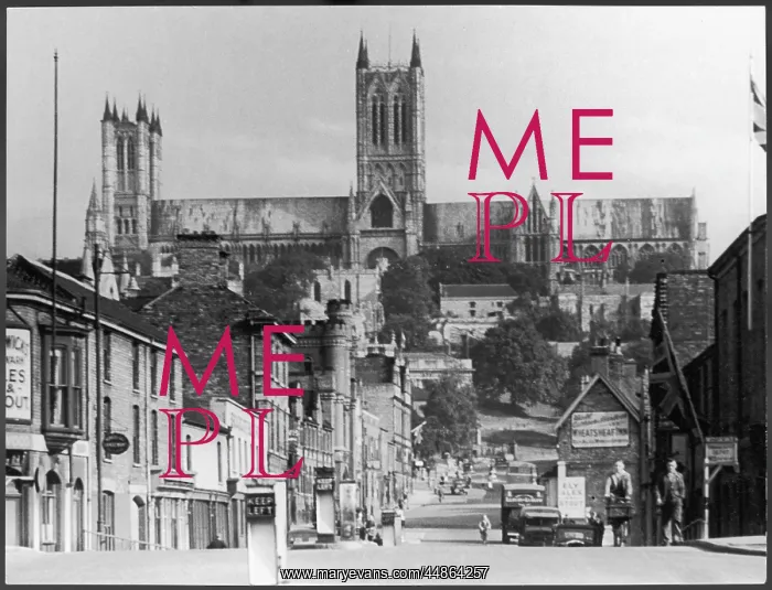 : LINCOLN CATHEDRAL 1940S : LINCOLN CATHEDRAL 1940S