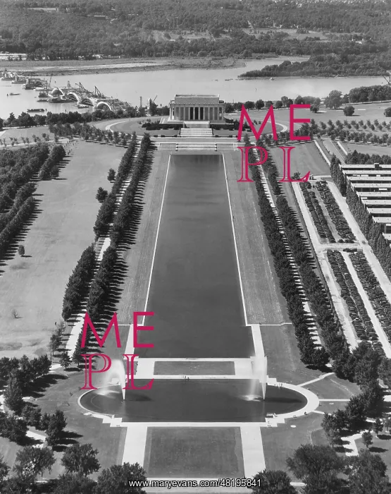 : Lincoln Memorial in Washington, 1928 : Lincoln Memorial in Washington, 1928