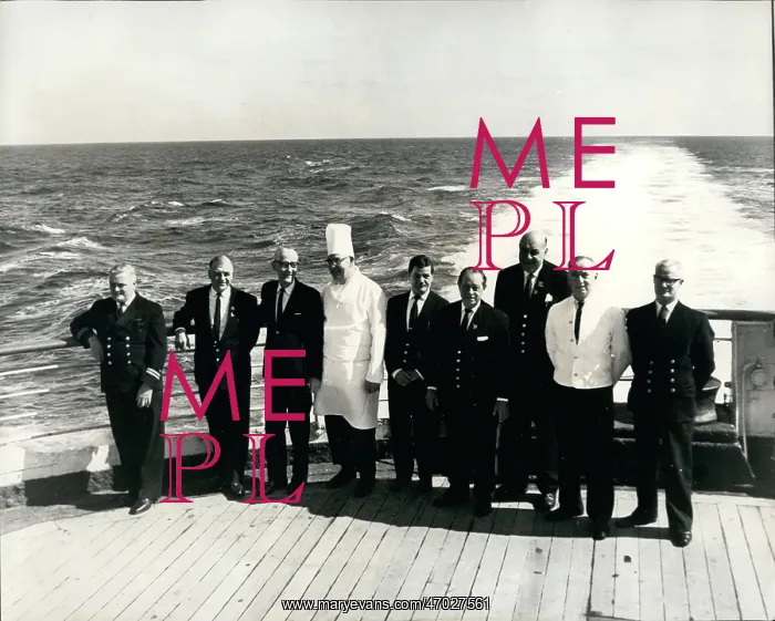 : Liner Queen Mary's last transatlantic voyage : Liner Queen Mary's last transatlantic voyage
