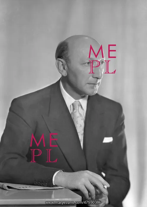  : Lionel Jacobson