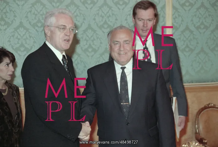 : Lionel Jospin visits Russia : Lionel Jospin visits Russia