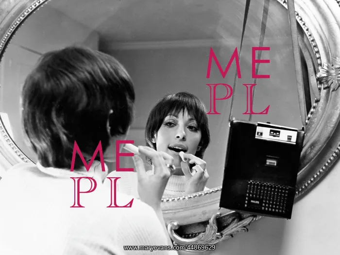 : LIPSTICK IN THE MIRROR : LIPSTICK IN THE MIRROR