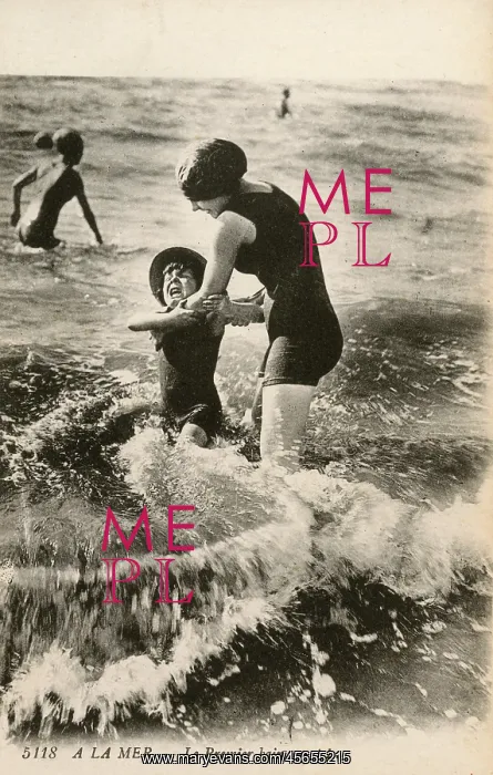 : Little boys first traumatic experience of the sea : Little boys first traumatic experience of the sea