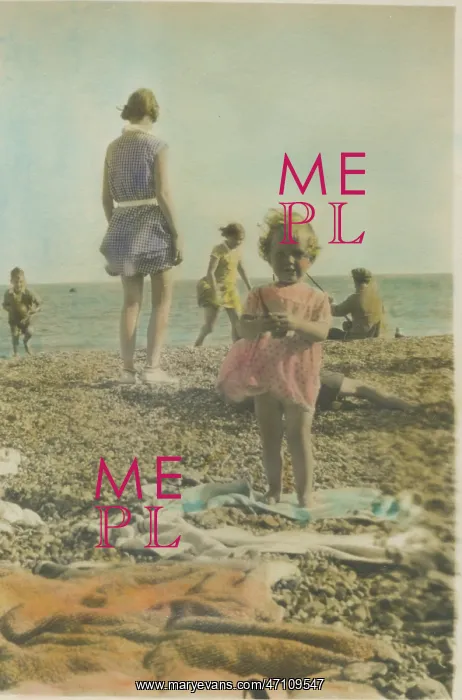 : Little girl on the beach at Bognor Regis : Little girl on the beach at Bognor Regis
