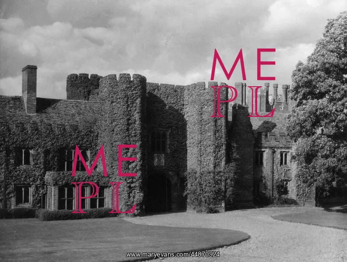 : LITTLE LEIGHS PRIORY : LITTLE LEIGHS PRIORY