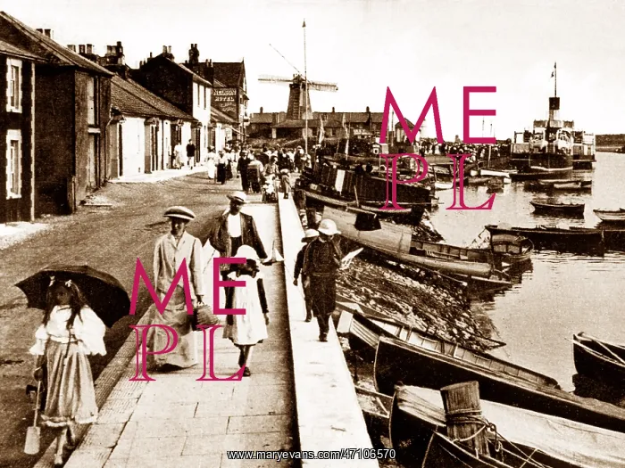  : Littlehampton Pier Road