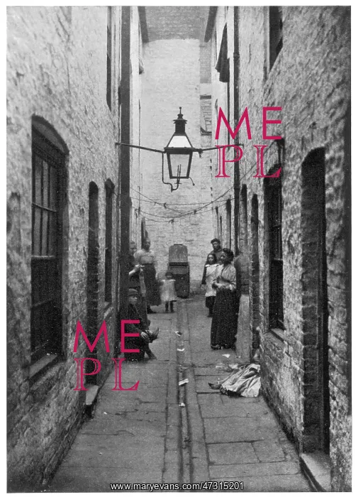 : Liverpool Slum 1912 : Liverpool Slum 1912