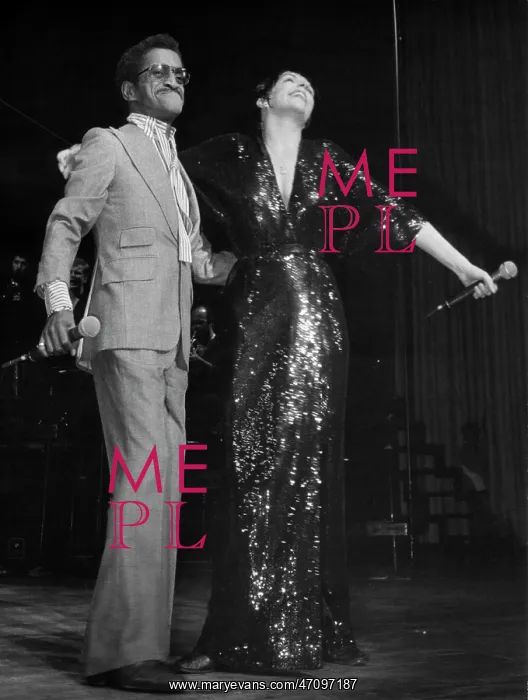 : Liza Minnelli Performs in Spain : Liza Minnelli Performs in Spain