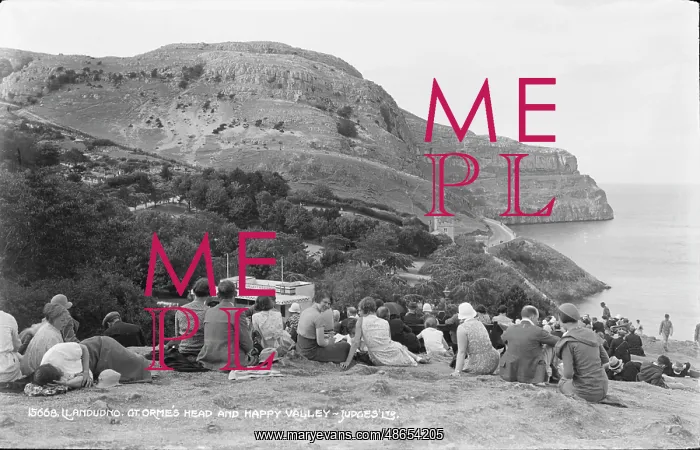 : Llandudno, St. Orme's Head and Happy Valley : Llandudno, St. Orme's Head and Happy Valley