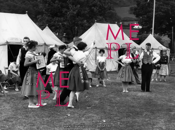 : LLANGOLLEN EISTEDDFOD : LLANGOLLEN EISTEDDFOD