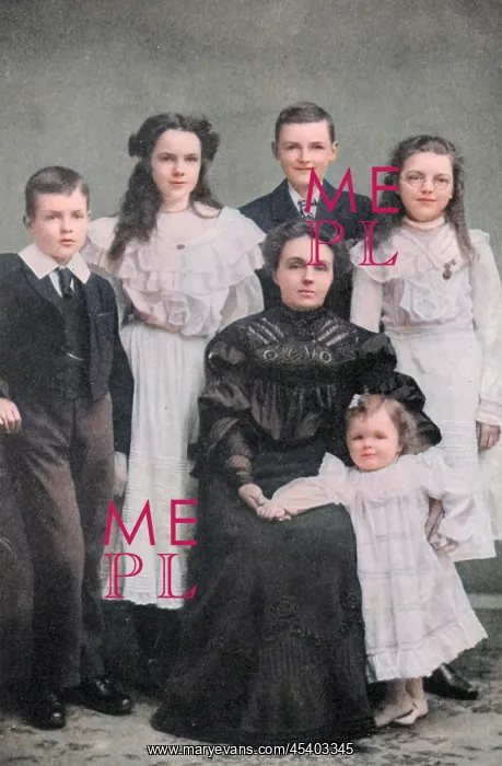 : LLOYD GEORGE AND FAMILY : LLOYD GEORGE AND FAMILY