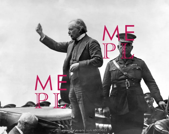 : Lloyd George giving a speech from a car : Lloyd George giving a speech from a car