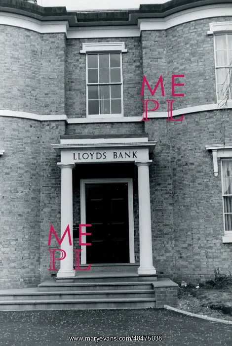 : Lloyds Bank, Unknown Location : Lloyds Bank, Unknown Location
