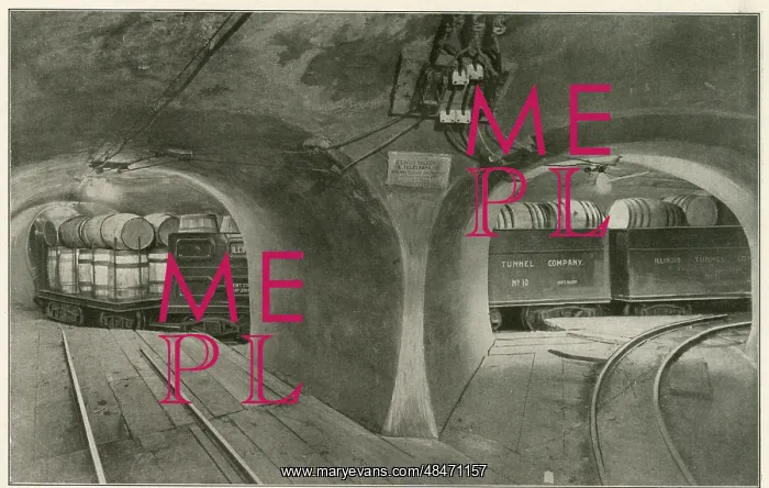 : Loaded freight train in the Illinois tunnel system, Chicago : Loaded freight train in the Illinois tunnel system, Chicago
