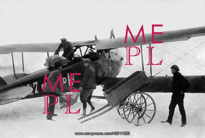  : Loading of a mail plane, 1919