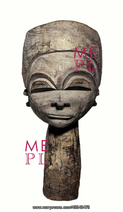 : Lobi Art. Figure (bateba). The figures are recognized : Lobi Art. Figure (bateba). The figures are recognized