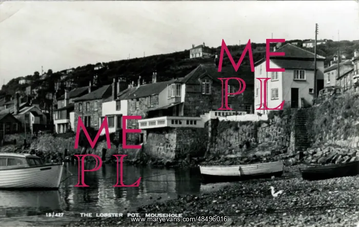 : The Lobster Pot, Mousehole, Cornwall : The Lobster Pot, Mousehole, Cornwall