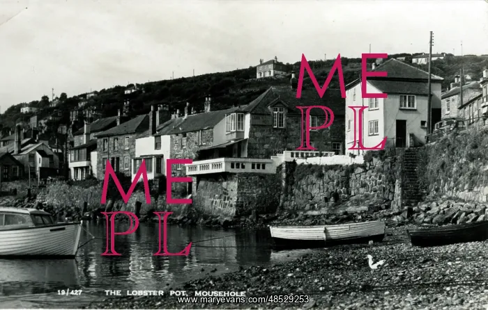 : The Lobster Pot, Mousehole, Cornwall : The Lobster Pot, Mousehole, Cornwall