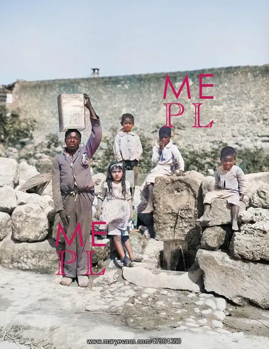  : Locals collecting water at a public spring, Matanzas, Cuba