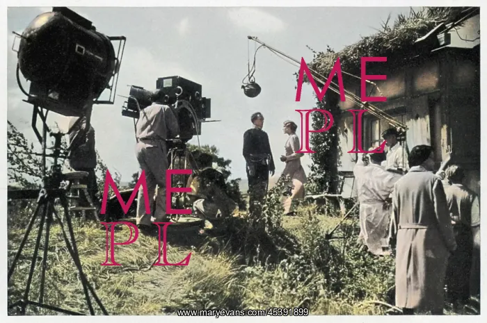: LOCATION FILMING 1935 : LOCATION FILMING 1935