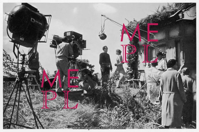 : LOCATION FILMING 1935 : LOCATION FILMING 1935