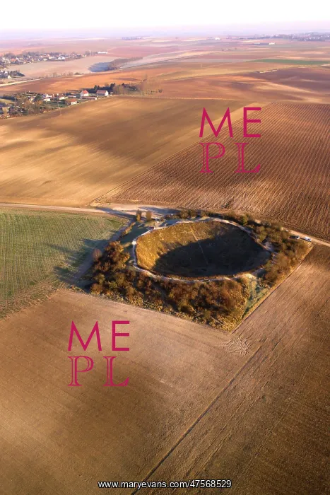 : Lochnagar Crater - Somme Battlefield : Lochnagar Crater - Somme Battlefield