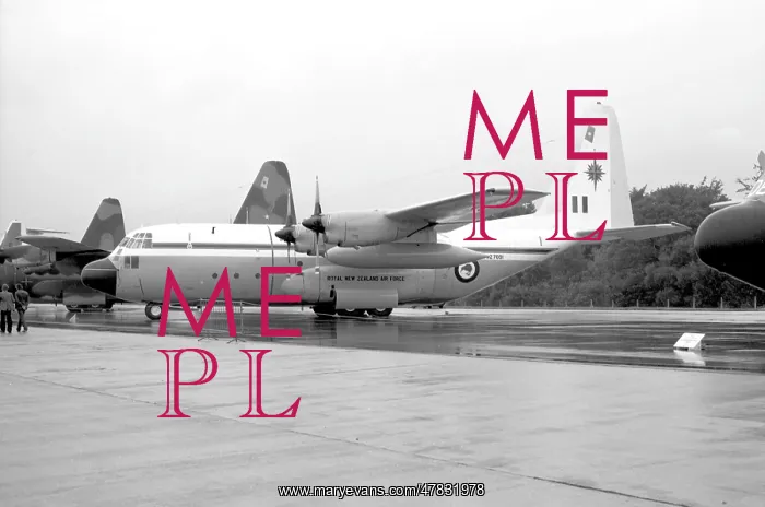 : Lockheed C-130H Hercules NZ7001 : Lockheed C-130H Hercules NZ7001