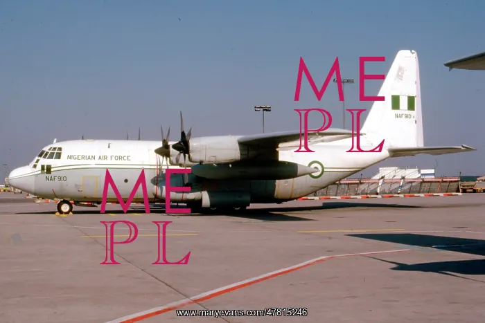 : Lockheed C-130H-LM Hercules NAF910 : Lockheed C-130H-LM Hercules NAF910