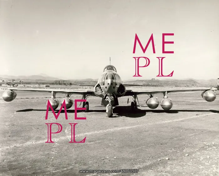 : Lockheed F-80 Shooting Star armed with Napalm bombs : Lockheed F-80 Shooting Star armed with Napalm bombs