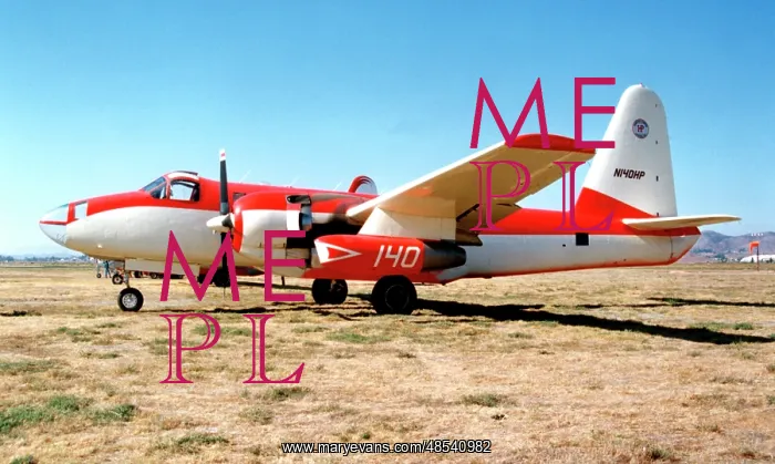 : Lockheed SP-2H Neptune N140HP : Lockheed SP-2H Neptune N140HP