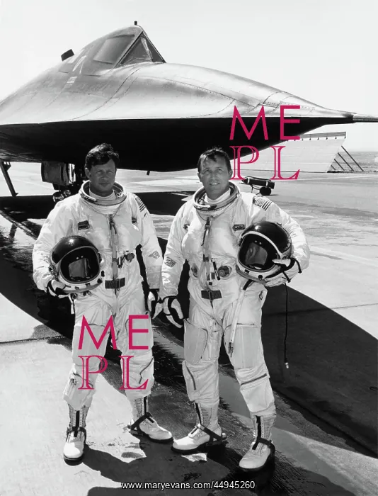 : Lockheed SR-71 Blackbird : Lockheed SR-71 Blackbird