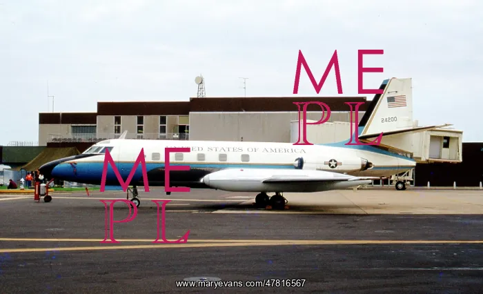 : Lockheed VC-140B JetStar 62-4200 : Lockheed VC-140B JetStar 62-4200