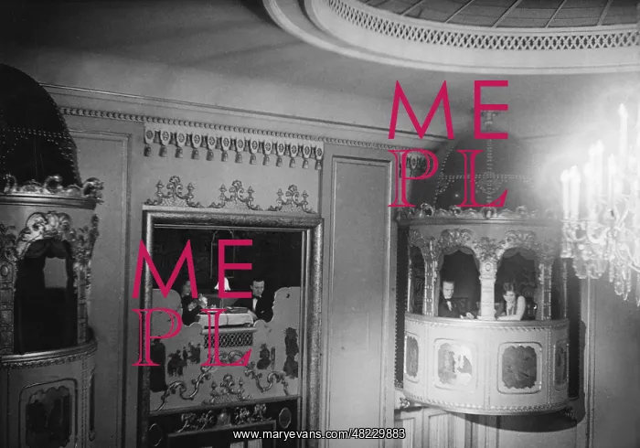 : Loge in the Odeon, 1930 : Loge in the Odeon, 1930