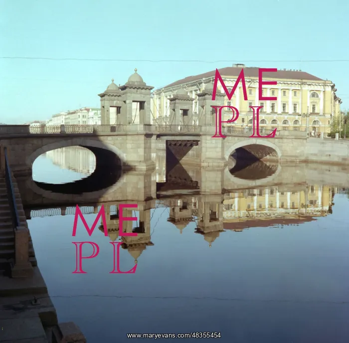 : Lomonosov Bridge across the Fontanka River in : Lomonosov Bridge across the Fontanka River in