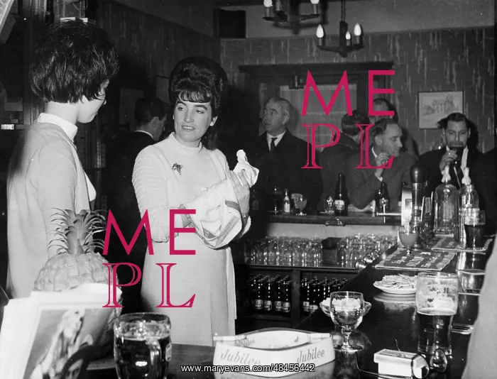 : LONDON BARMAIDS : LONDON BARMAIDS
