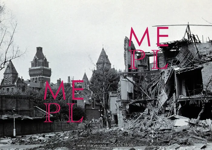 : London During Blitz, 1940 : London During Blitz, 1940