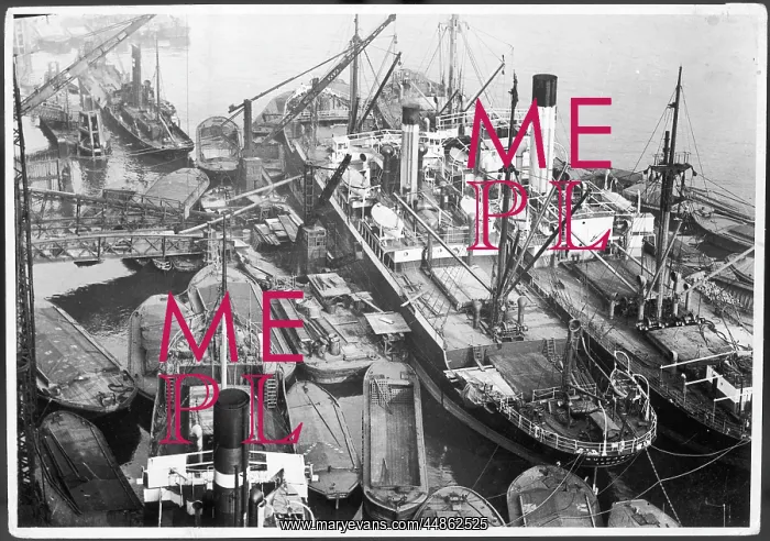 : LONDON DOCKS 1930S : LONDON DOCKS 1930S