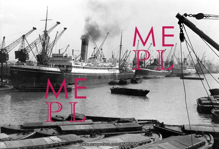 : LONDON DOCKS 1960 : LONDON DOCKS 1960