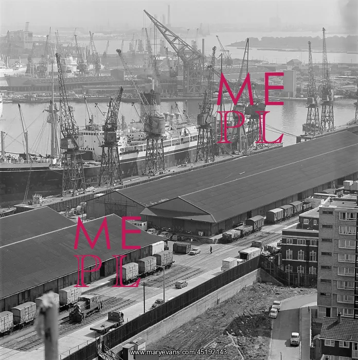  : London Docks