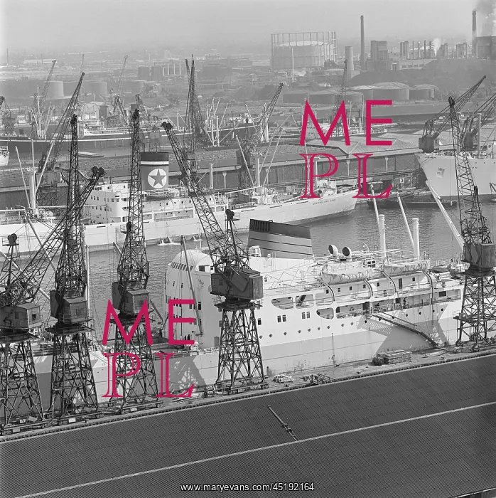 : London Docks : London Docks