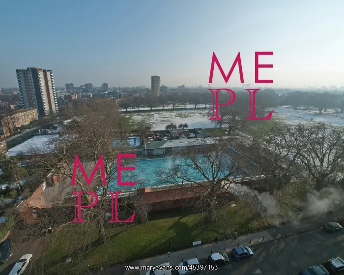: London Fields Lido, London Fields West Side, Hackney : London Fields Lido, London Fields West Side, Hackney